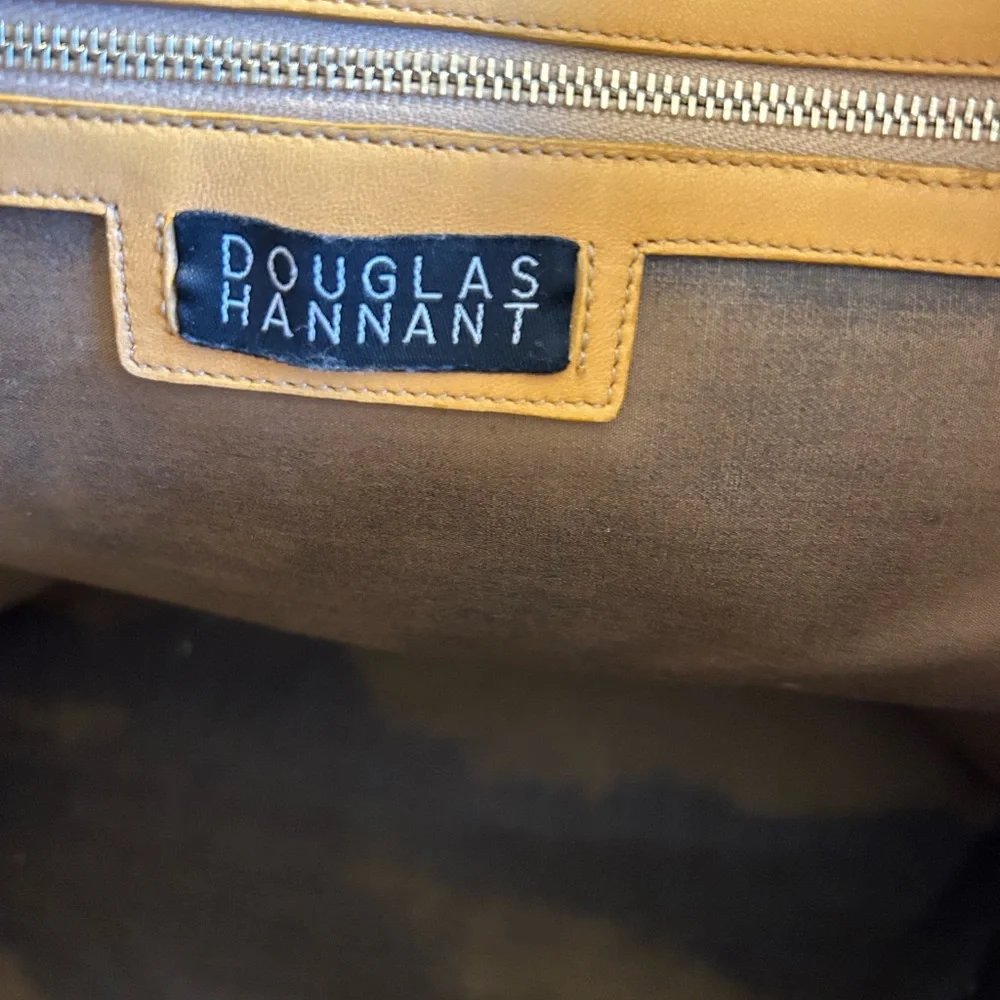 DOUGLAS HANNANT MUSTARD GOLD BROWN TRIM GOLD HARDWARE FEET TURN LOCK SATCHEL BAG - Picture 5 of 16